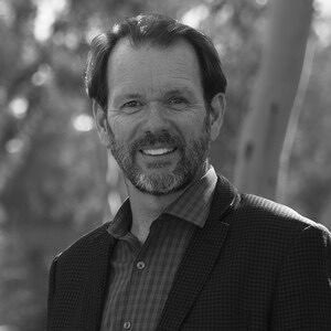 Portrait of Dr. Mark Spitsbergen.